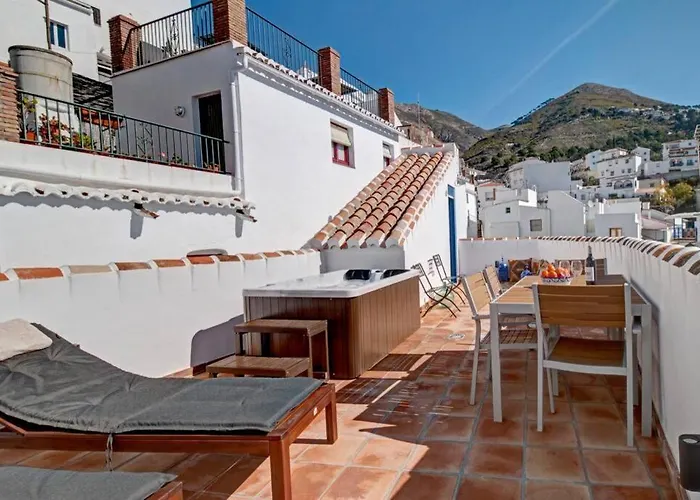 Casa Beaumont - Awesome Andalusian Townhouse